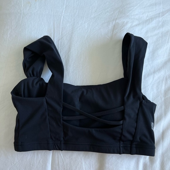 Buffbunny off the shoulder sports bra - Picture 2 of 3